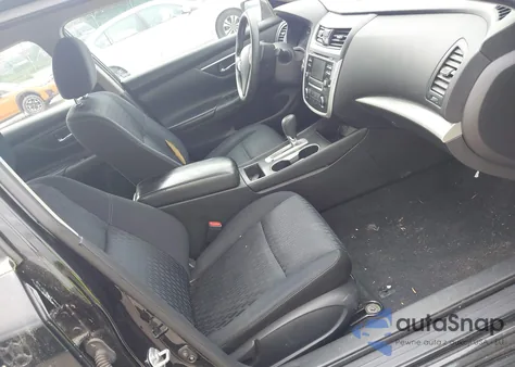 2016 Nissan Altima 2.5/2.5 S/2.5 Sl/2.5 Sr/2.5 Sv из США, поврежденный, VIN 1N4AL3AP3GC215878